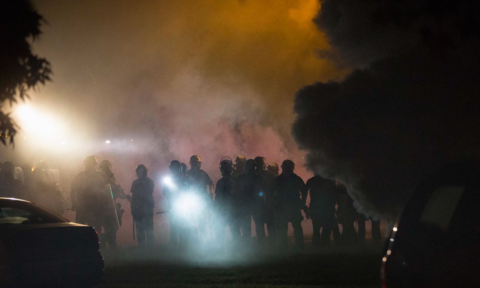 Ulični rat u Fergusonu (10)