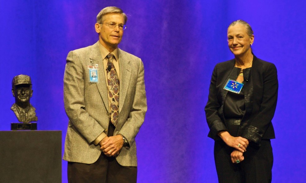 Jim i Alice Walton na godišnjoj skupštini dioničara Walmarta