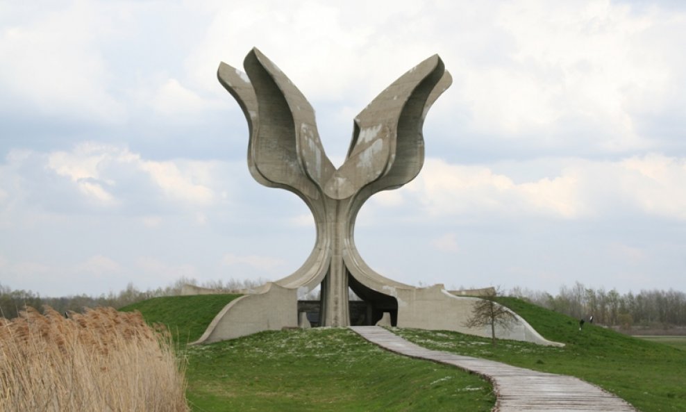 Izvedba Spomenika Jasenovac, 1964-66