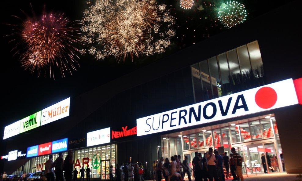 supernova zagreb buzin