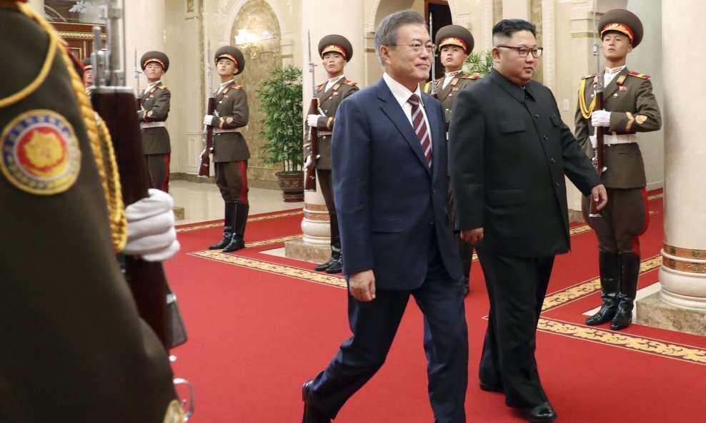 Moon Jae-in i Kim Jong-un, predsjednici Južne i Sjeverne Koreje
