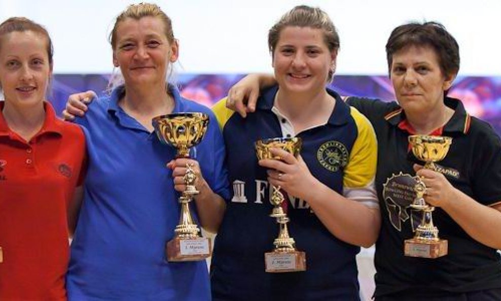 Bowling - slijeva Slavica Barić - BK 300, Ljiljana Rakamarić - Purger, Danijela Vicković - Zaprešić,  Nevenka Hadžić - Zapad