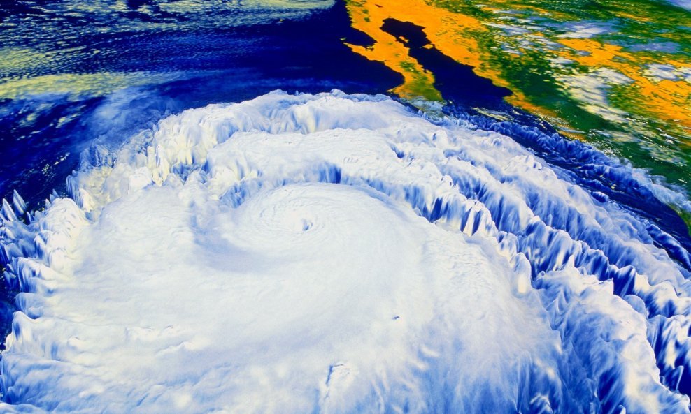 Uragan Michael seli na Floridu nakon razornih poplava u središnjoj Americi
