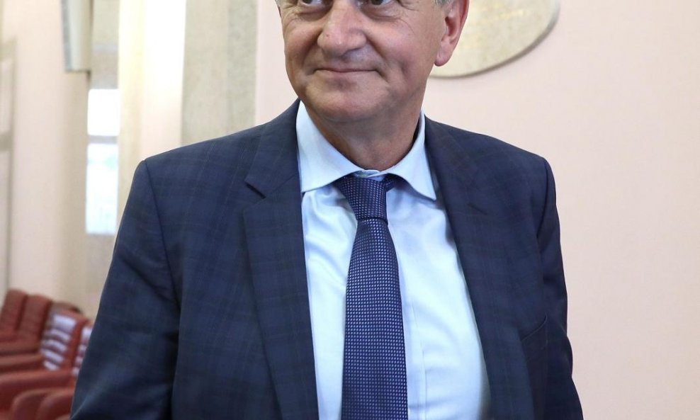 Ministar Milan Kujundžić