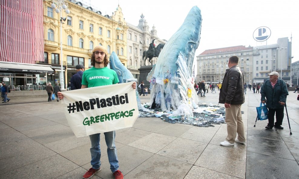 Greenpeace upozorava da se obavezna naplata laganih plastičnih vrećica mahom ne provodi