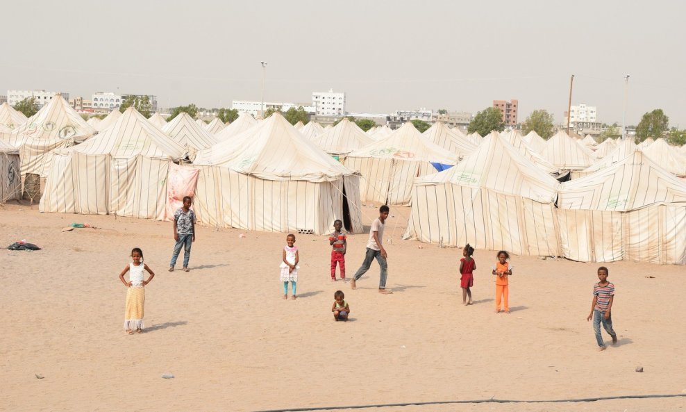Izbjeglički kamp u Jemenu