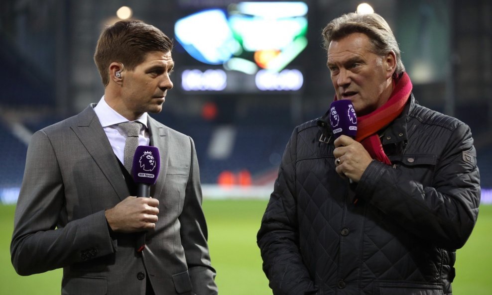 Steven Gerrard i Glenn Hoddle (desno)