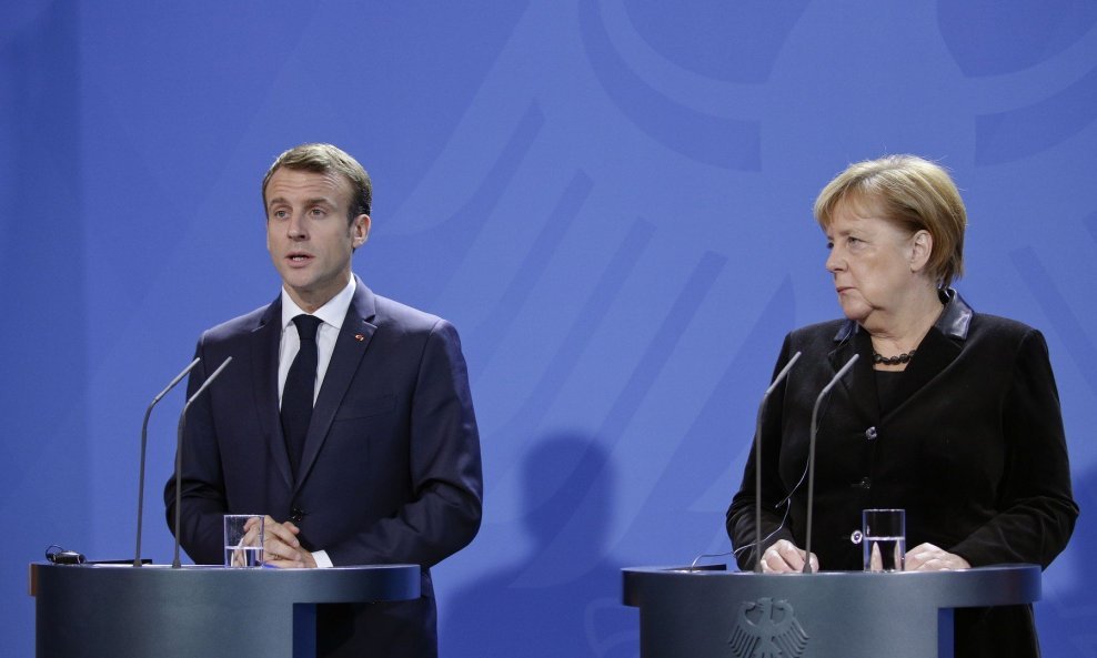 Merkel i Macron zahtijevaju da Rusija pusti zatočene ukrajinske pomorce