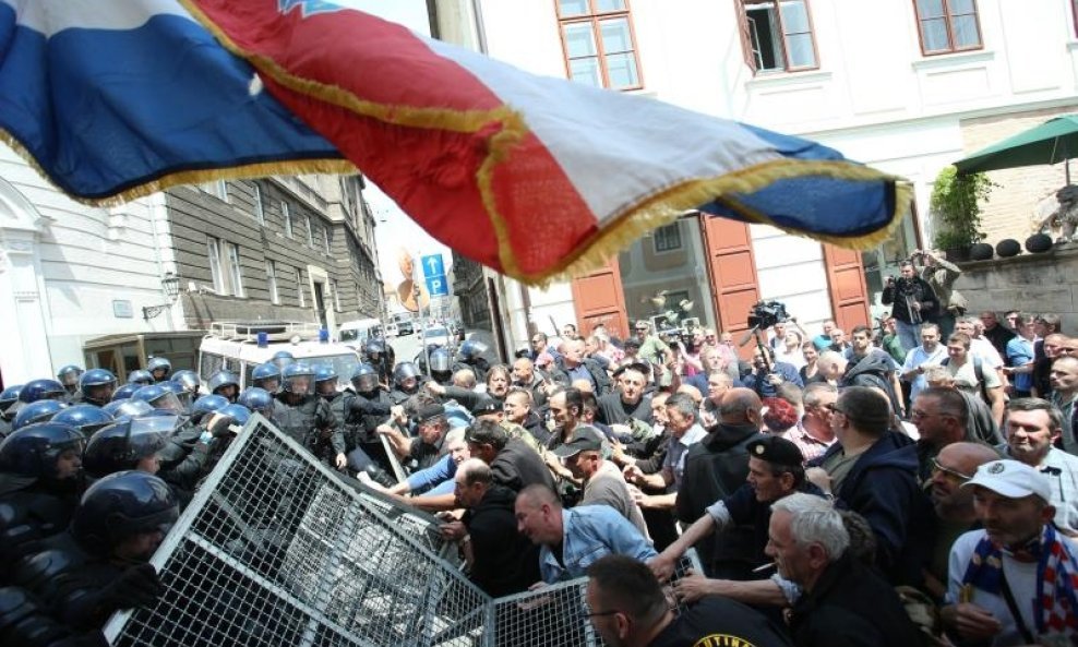 branitelji na Markovom trgu