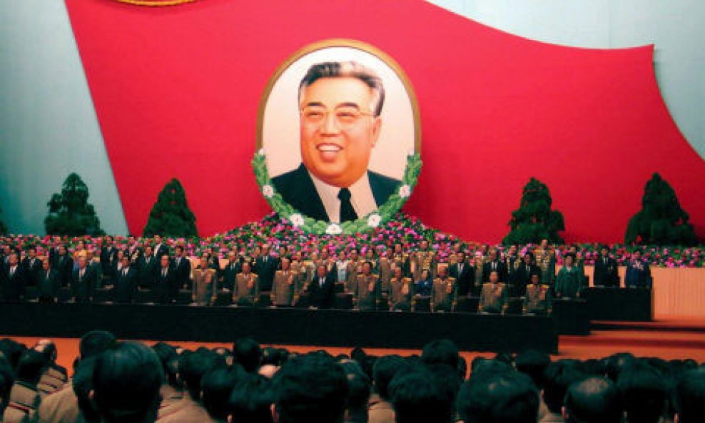 Sjeverna koreja kim il sung