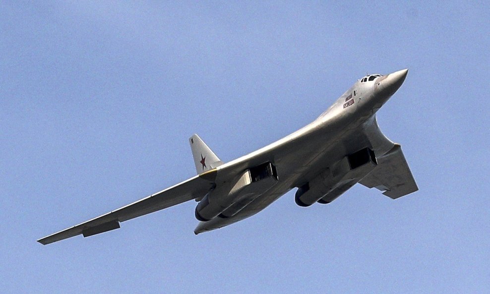 Bombarder Tu-160