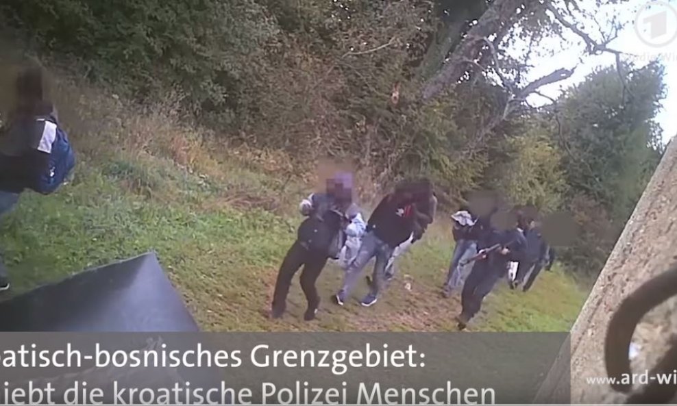 Njemački ARD objavio je snimku na kojoj hrvatska policija navodno nezakonito tjera migrante u BiH