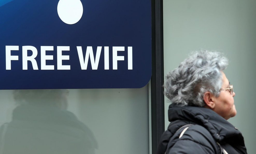 Vaučeri će se iskoristiti za instaliranje pristupnih točaka za Wi-Fi na javnim mjestima: knjižnicama, muzejima, parkovima, trgovima...