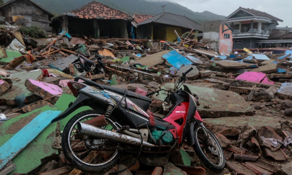 Tsunami u Indoneziji