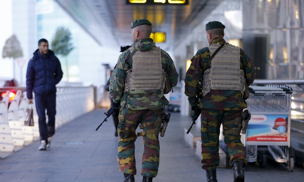 vojska policija belgija