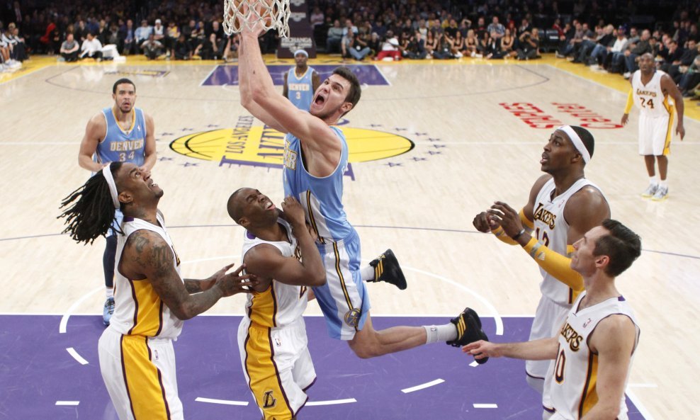 Danilo Gallinari i Jordan Hill