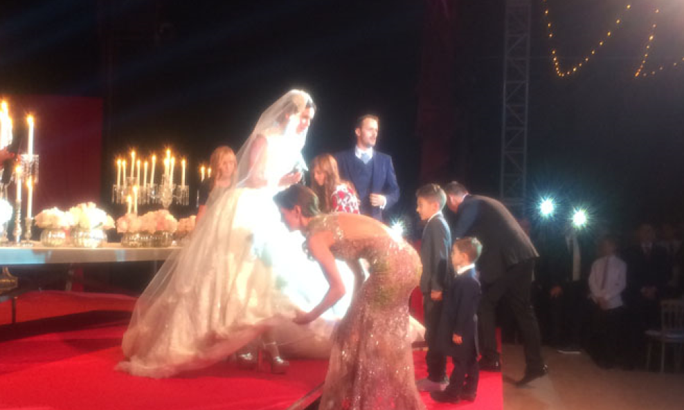 Severinina kuma Andrea Čermak na svadbi