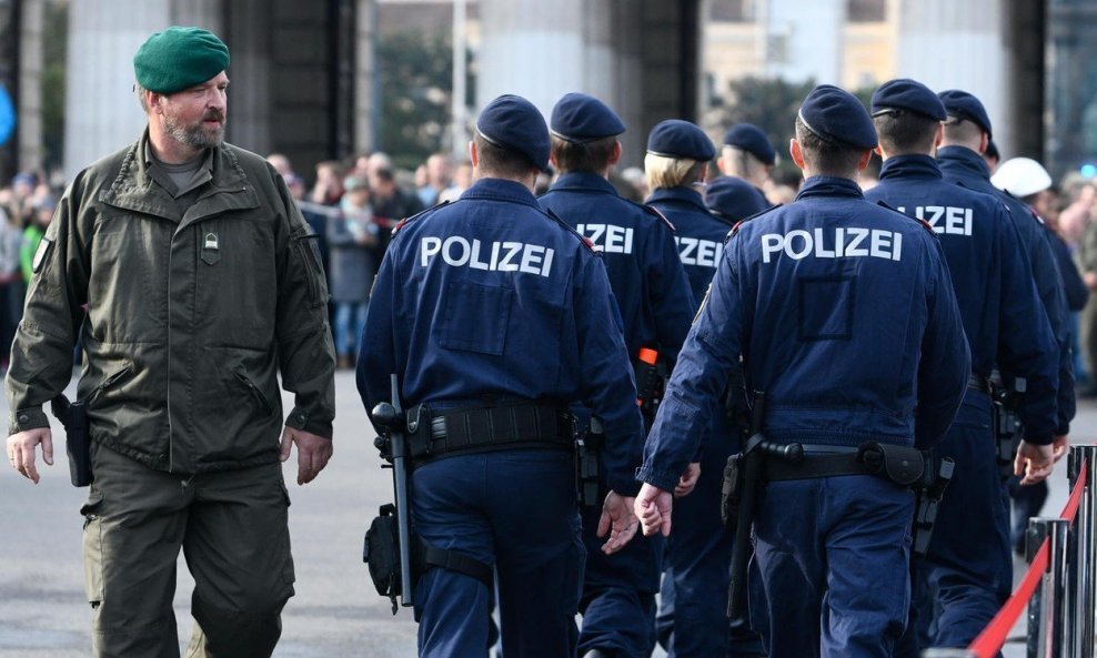Austrijska policija
