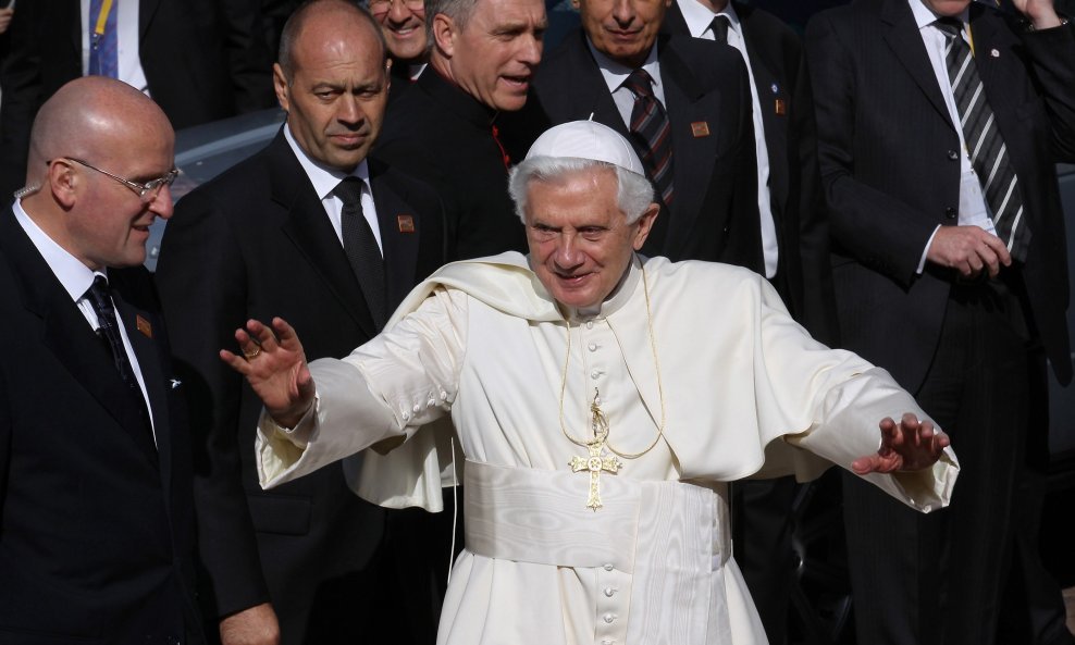 papa Benedikt XVI