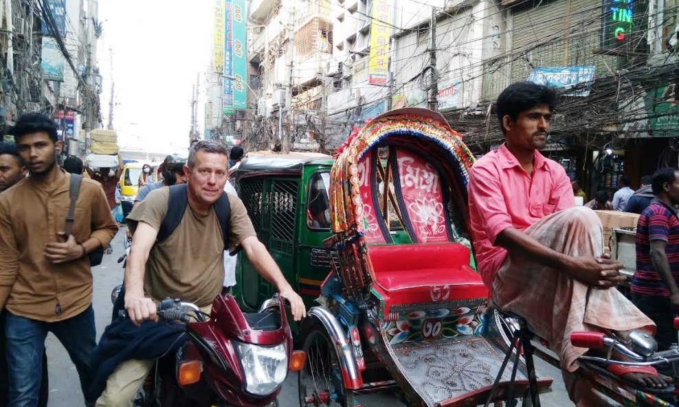 'Ganges – svetom rijekom od Himalaja do Bengalskog zaljeva (Putovanje kroz srce Indije)' naslov je serijala u kojem će Jasen Boko tri mjeseca pisati o svom boravku u Indiji
