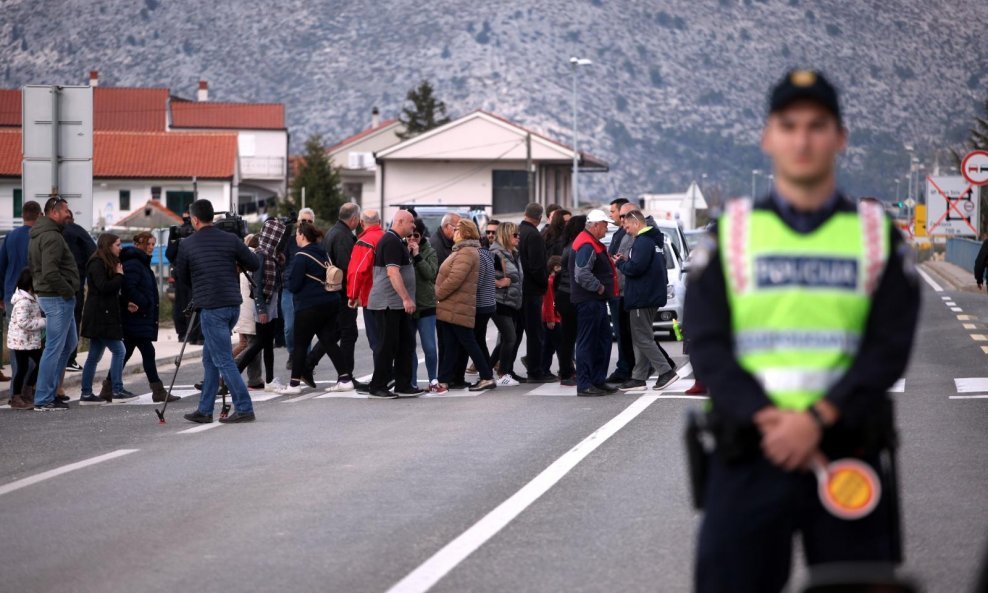 Prosvjed 'Sinova i kćeri Neretve' za bolje zdravstvo