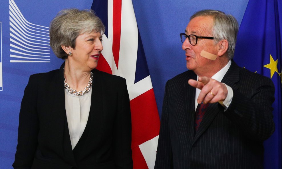 Theresa May i Jean-Claude Juncker