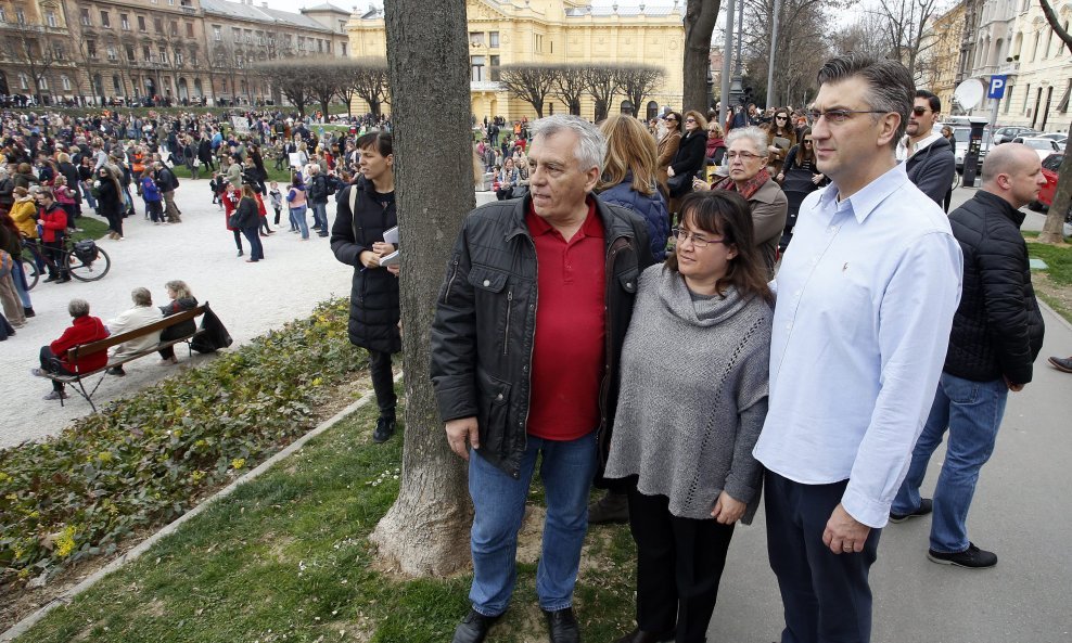 Andrej Plenković na prosvjedu #Spasime