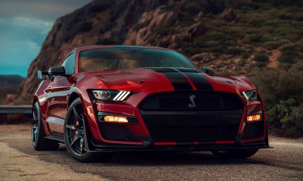 Ford Mustang Shelby GT500 - američka jurilica