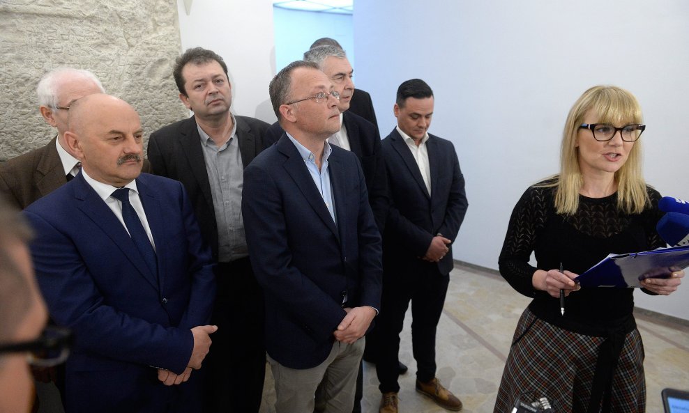 Karlo Starčević, Zlatko Hasanbegović, Bruna Esih