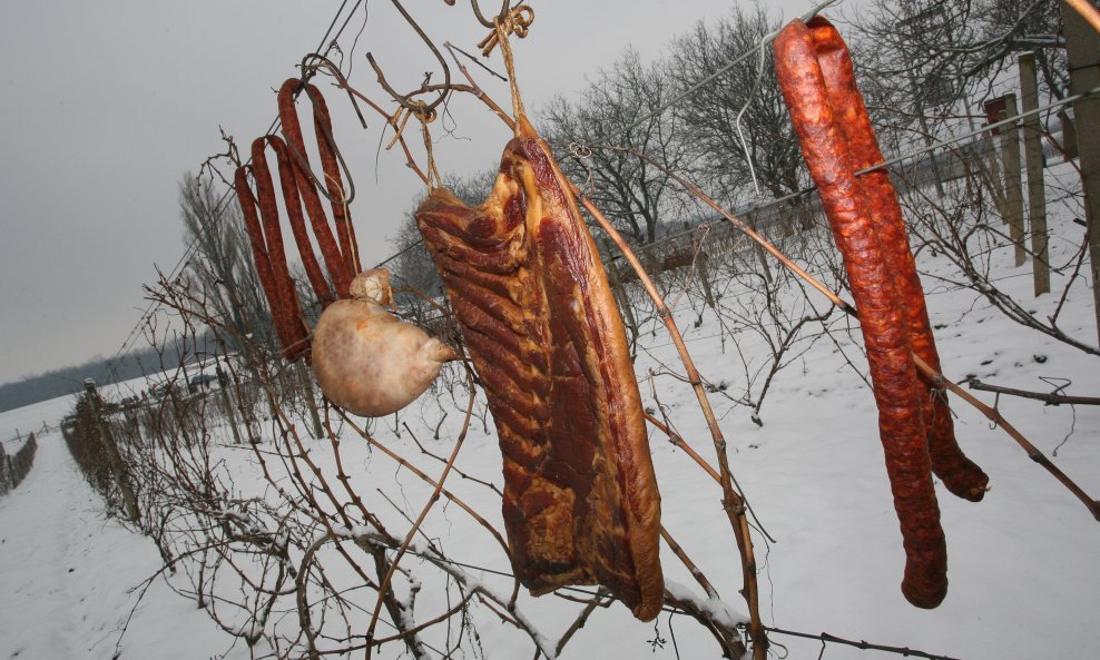 Kobasice slanina panceta