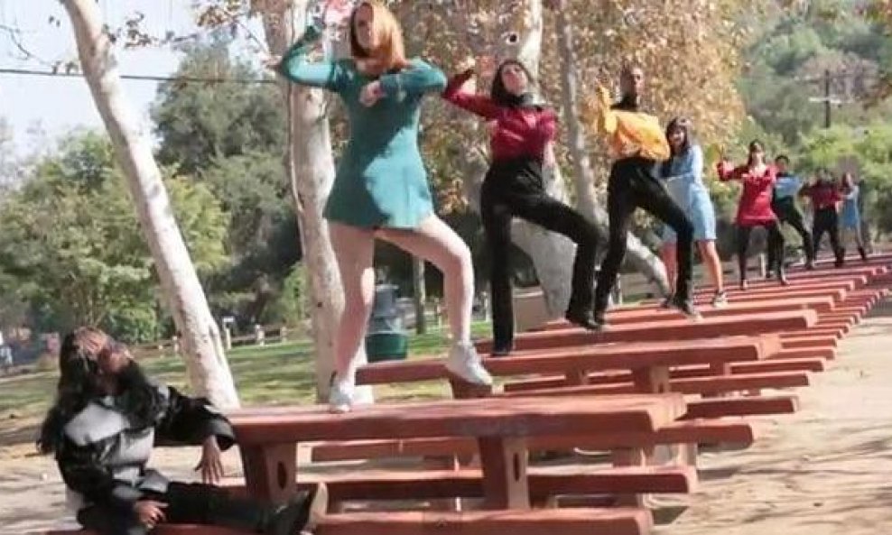 Klingon Style Gangnam funvideo