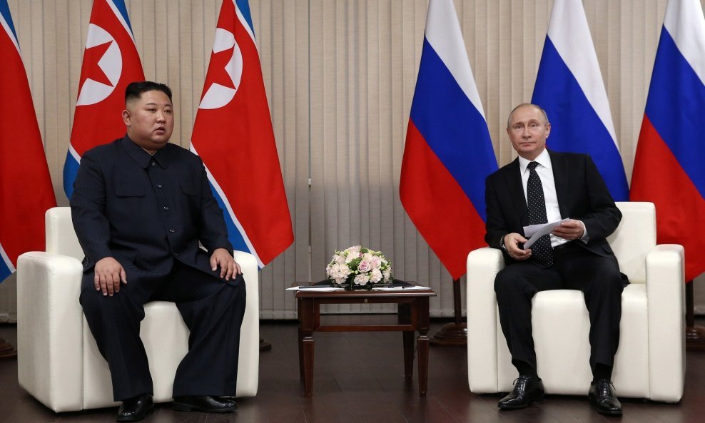 Kim Jong Un i Vladimir Putin