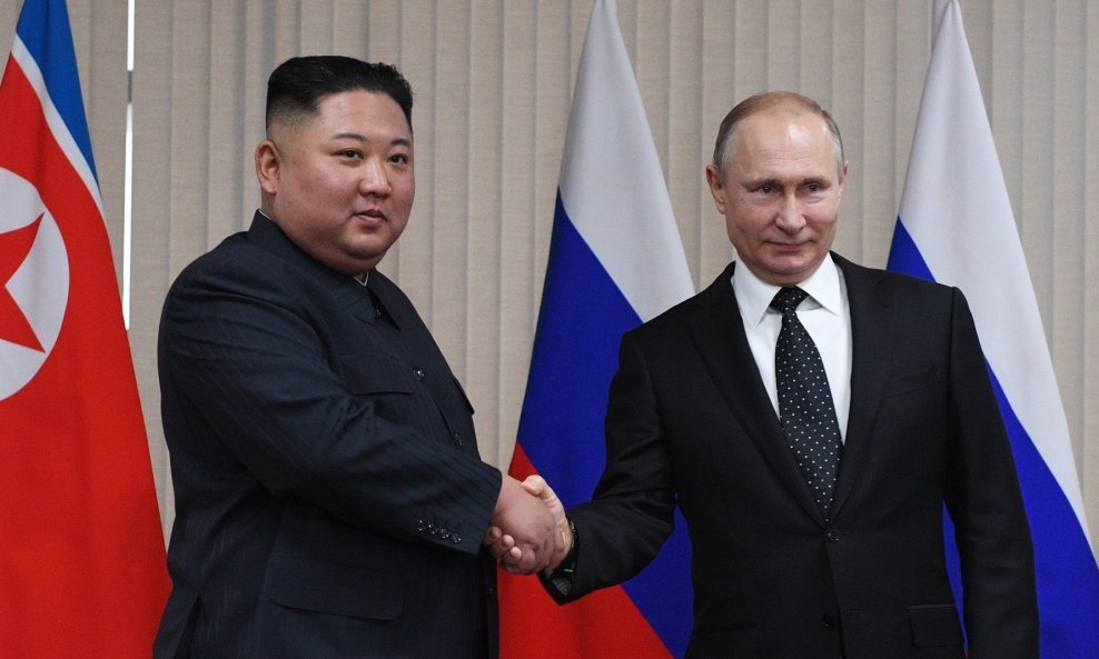 Kim Jong Un i Vladimir Putin