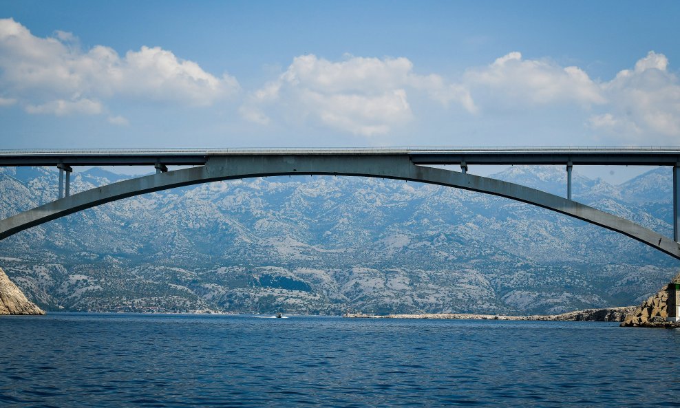 Paški most