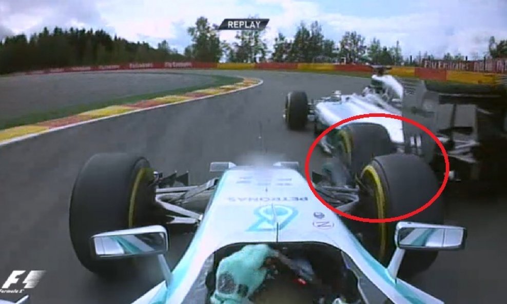 Hamilton i Rosberg - kontakt