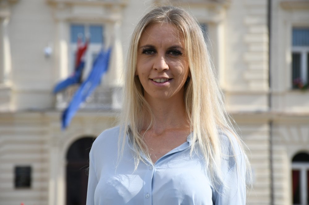 Hrvatska porno glumica nova BIH Hrvatska