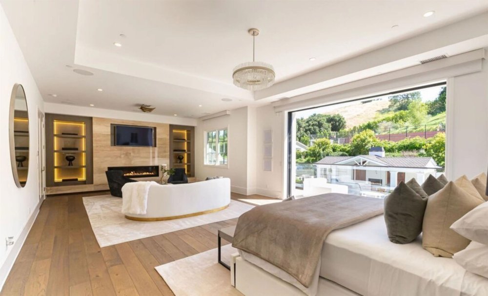 Dom repera The Weeknda