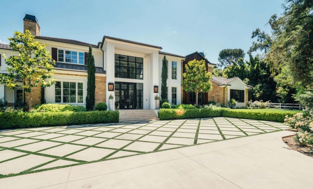 Dom repera The Weeknda