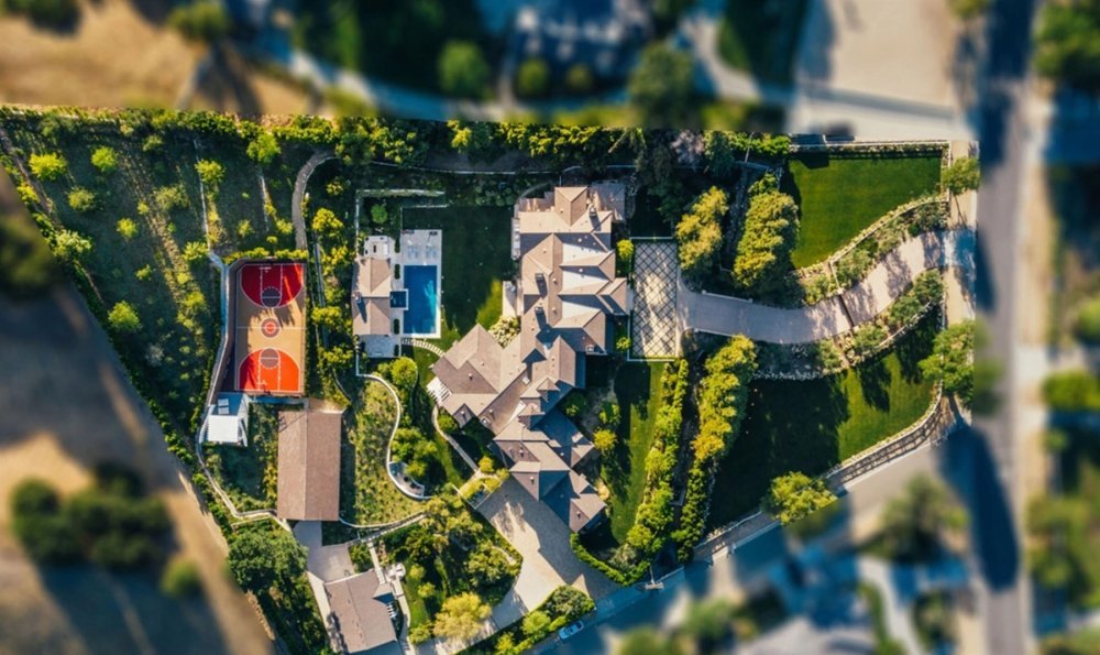 Dom repera The Weeknda