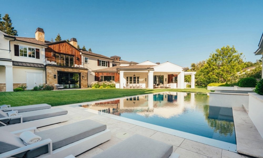 Dom repera The Weeknda