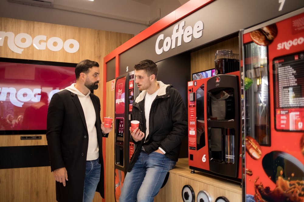 Šarić i Vranković probali su kavu u prvom digitaliziranom coffee storeu u Hrvatskoj