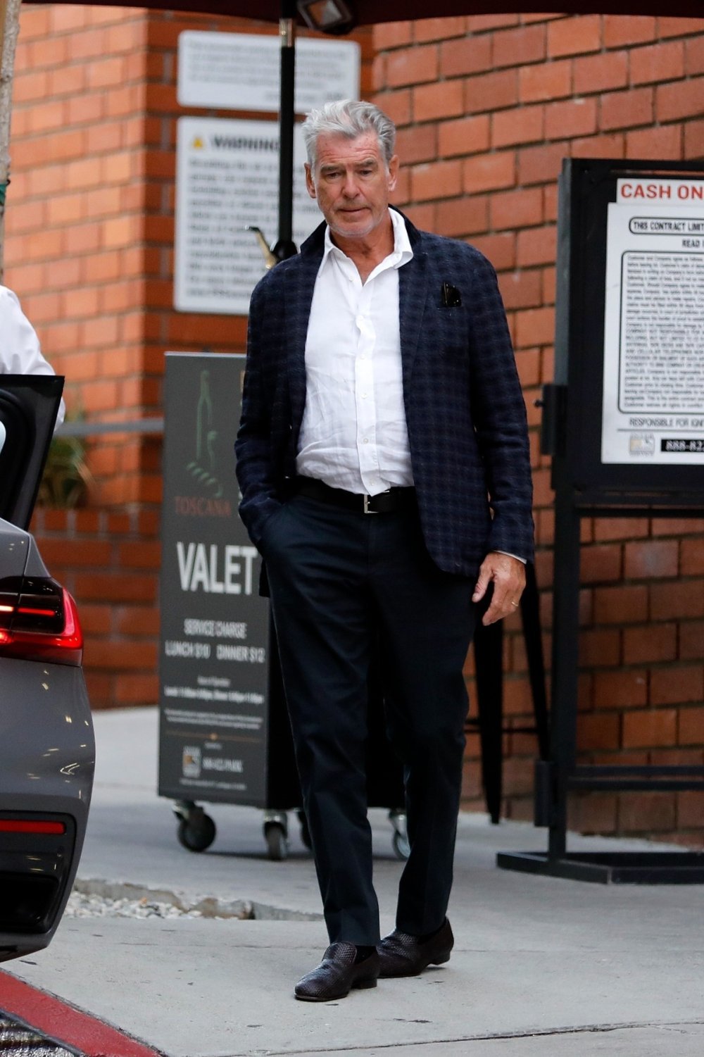 Nerazdvojan Par Pierce Brosnan U Izlasku S Voljenom Suprugom Keely Tportal