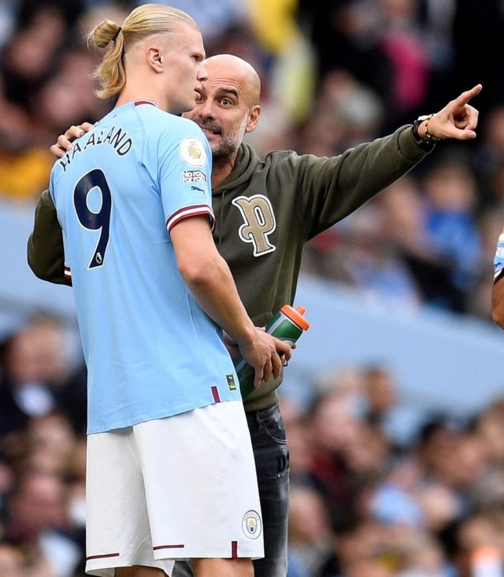 Erling Haaland i Pep Guardiola