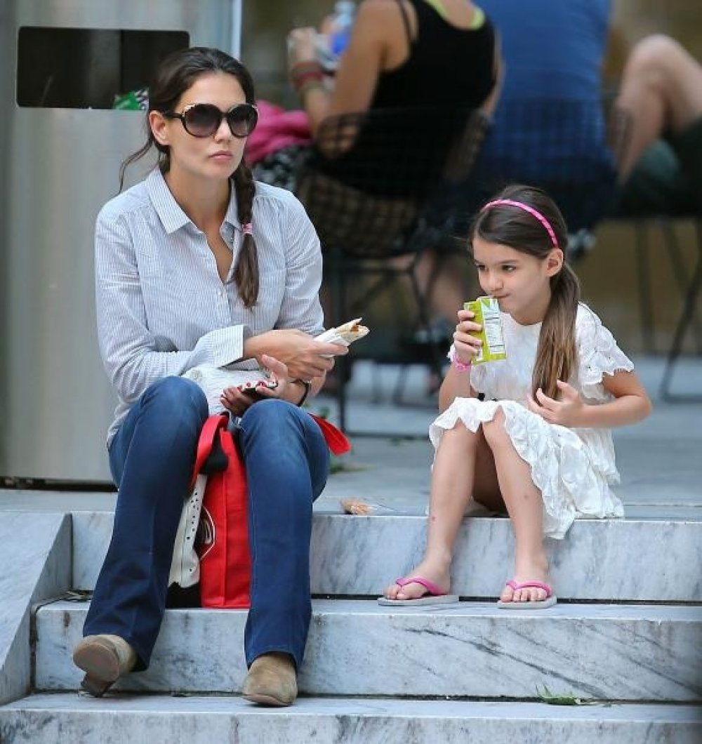 Katie Holmes 2