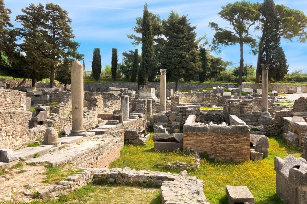 Salona