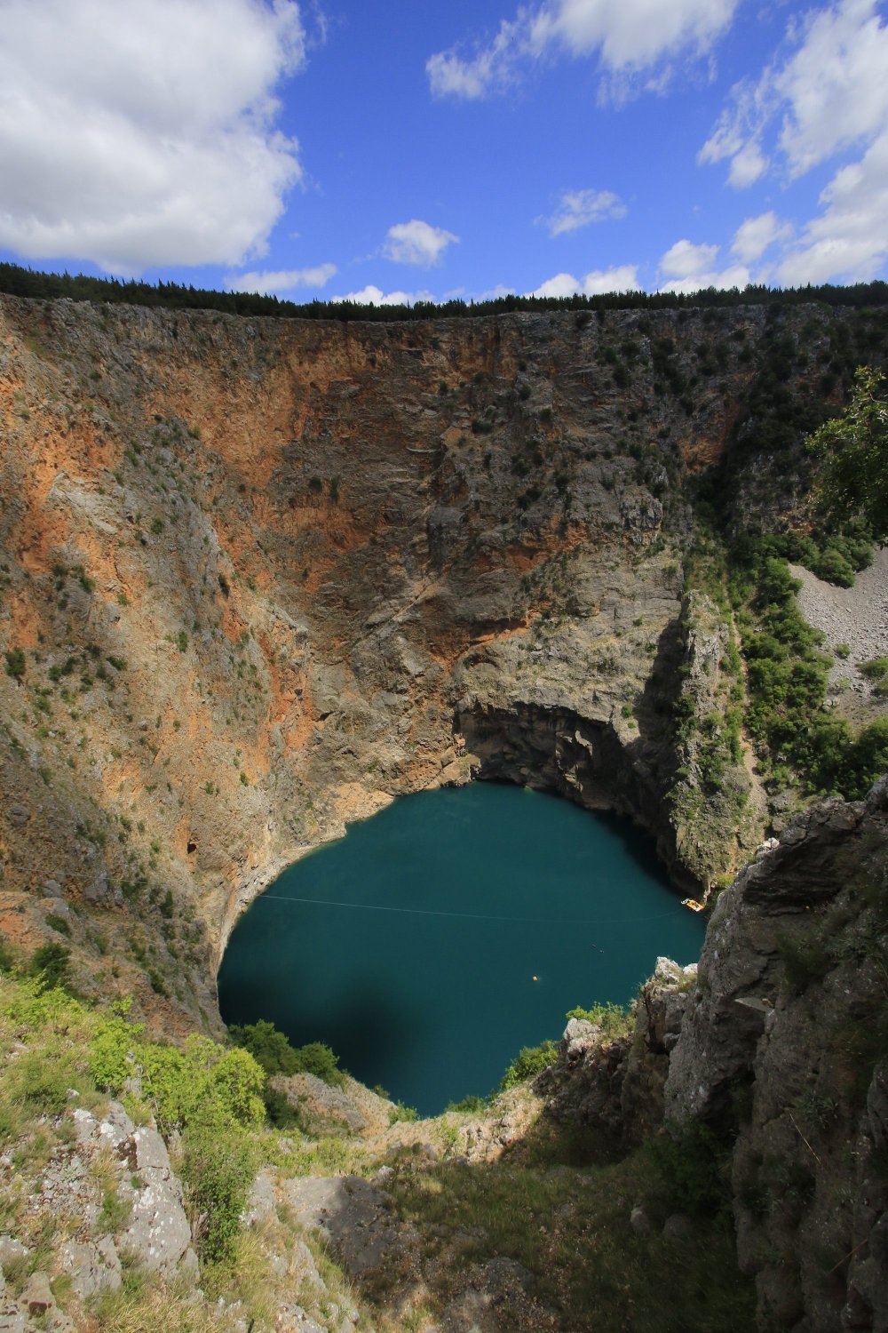 Crveno jezero u Imotskom