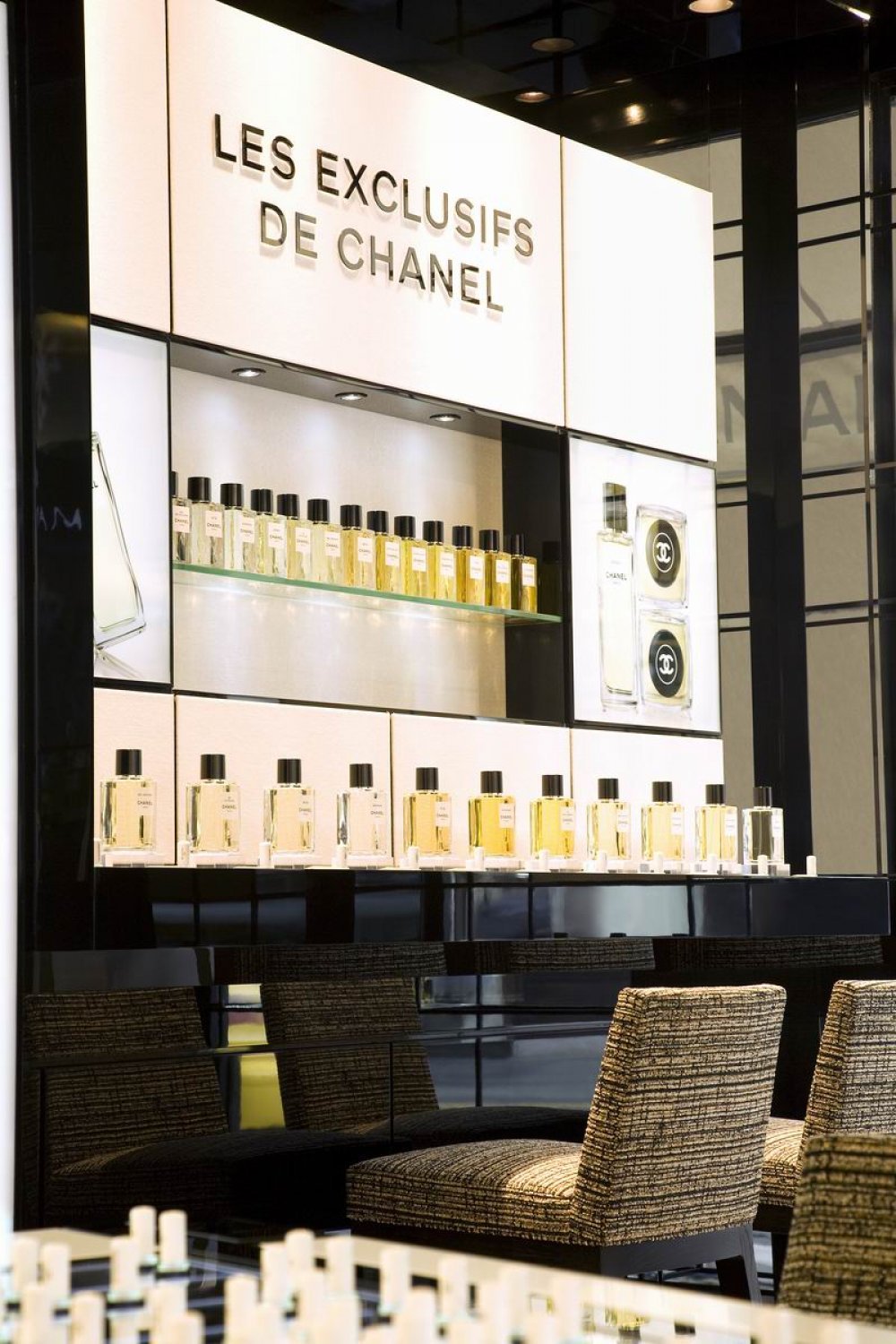 Visuel 2-2 CHANEL Espace Parfums