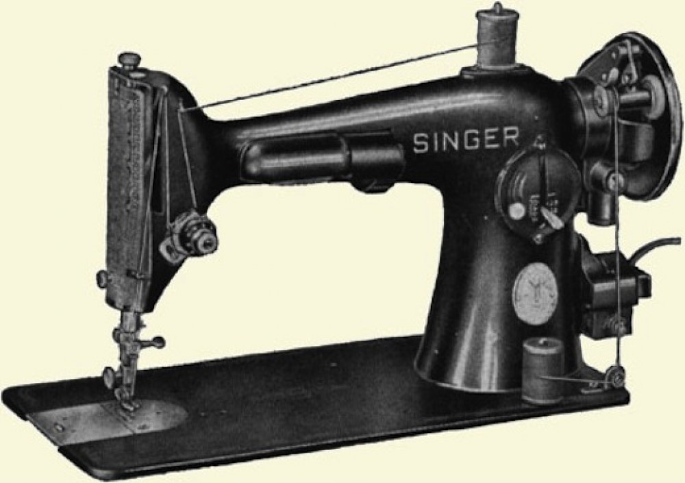 Зингер заправить нитку. Швейная машинка ПМЗ (Singer) челнок. Зингер 1865 челноком. Заправка нити в швейную машинку Зингер. Швейная машинка Зингер 1930.