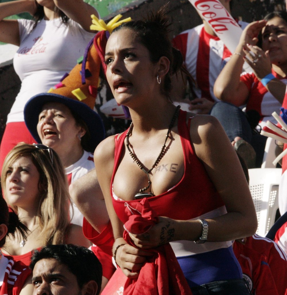 Larissa Riquelme1
