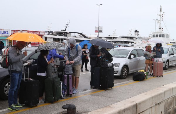 Turiste pristigle u Split na početku lipnja dočekala kiša